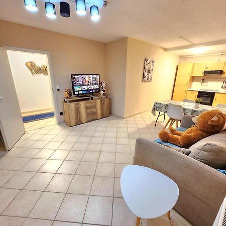 Sj Apartment Κέμνιτς Εξωτερικό φωτογραφία