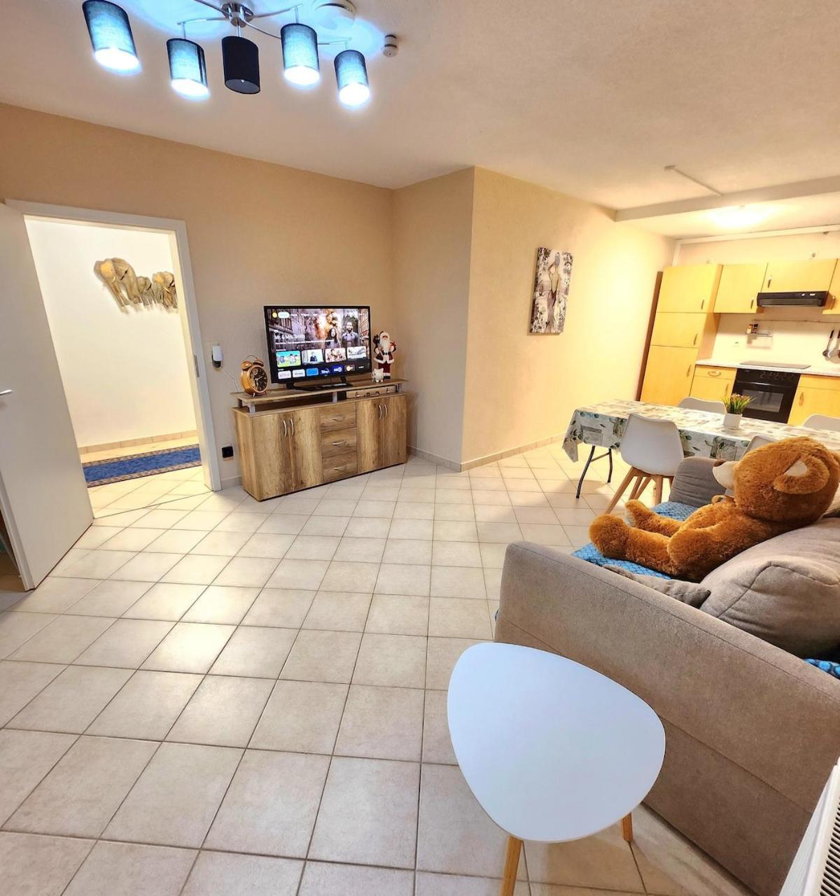 Sj Apartment Κέμνιτς Εξωτερικό φωτογραφία